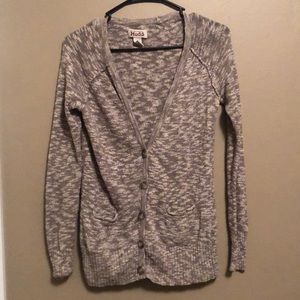 🌴🌴3 for $14 bundle! Beige buttons Cardigan!🌴🌴